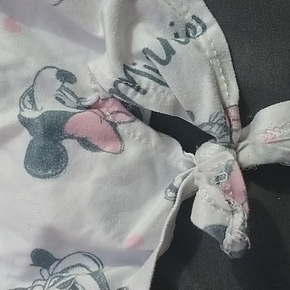 EUC Minnie Mouse blouse - Picture 3 of 3